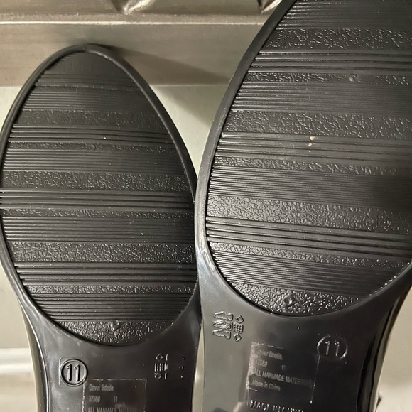 Seven rain boots - Picture 3 of 3